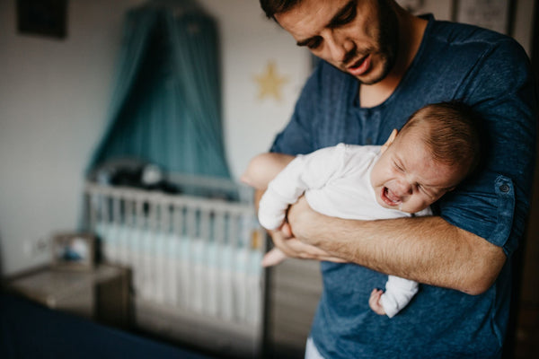 newborn-wont-sleep-at-night